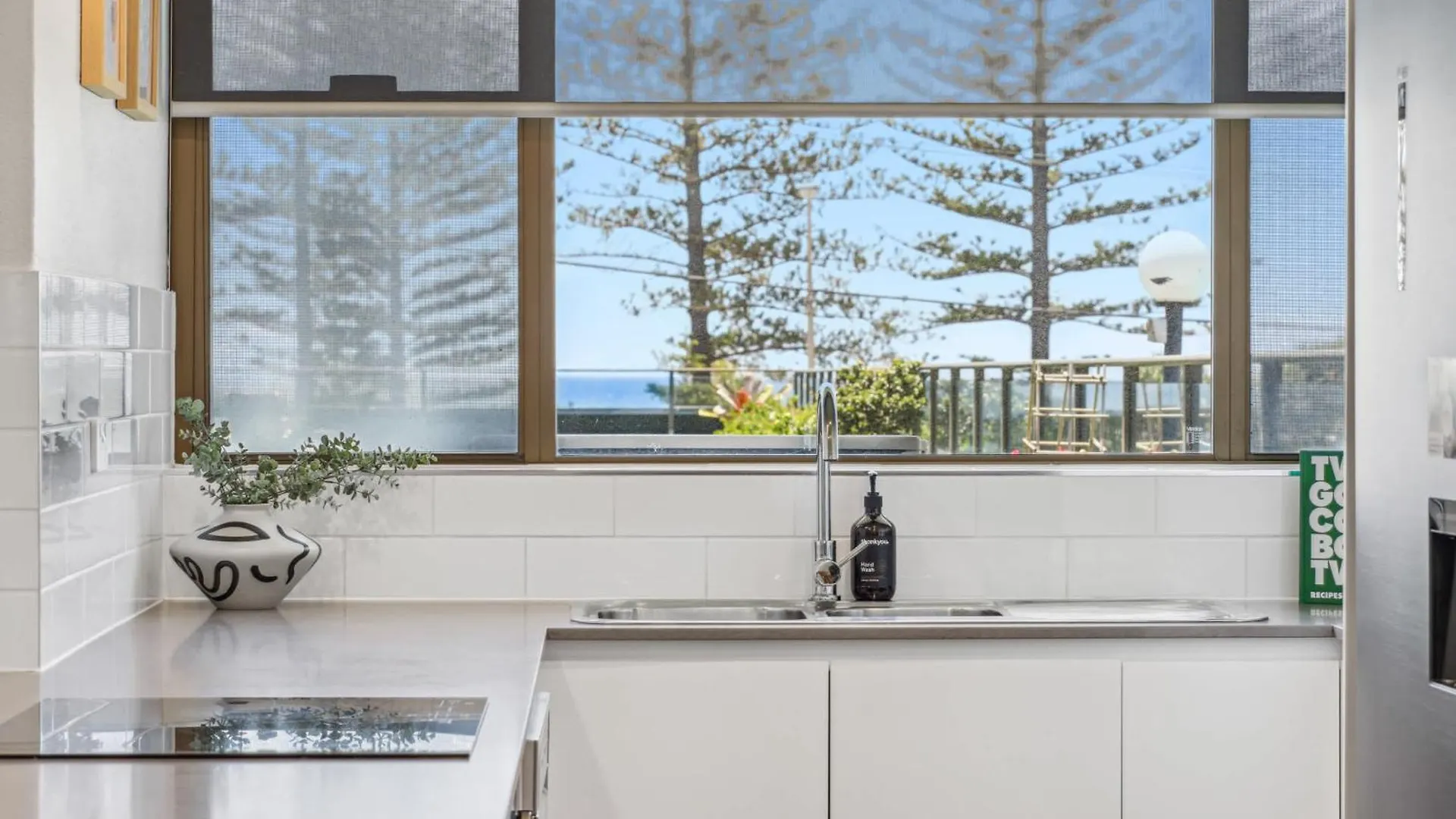 Alexandra Headland Beachfront Unit 0*, الكسندرا هيدلاند أستراليا