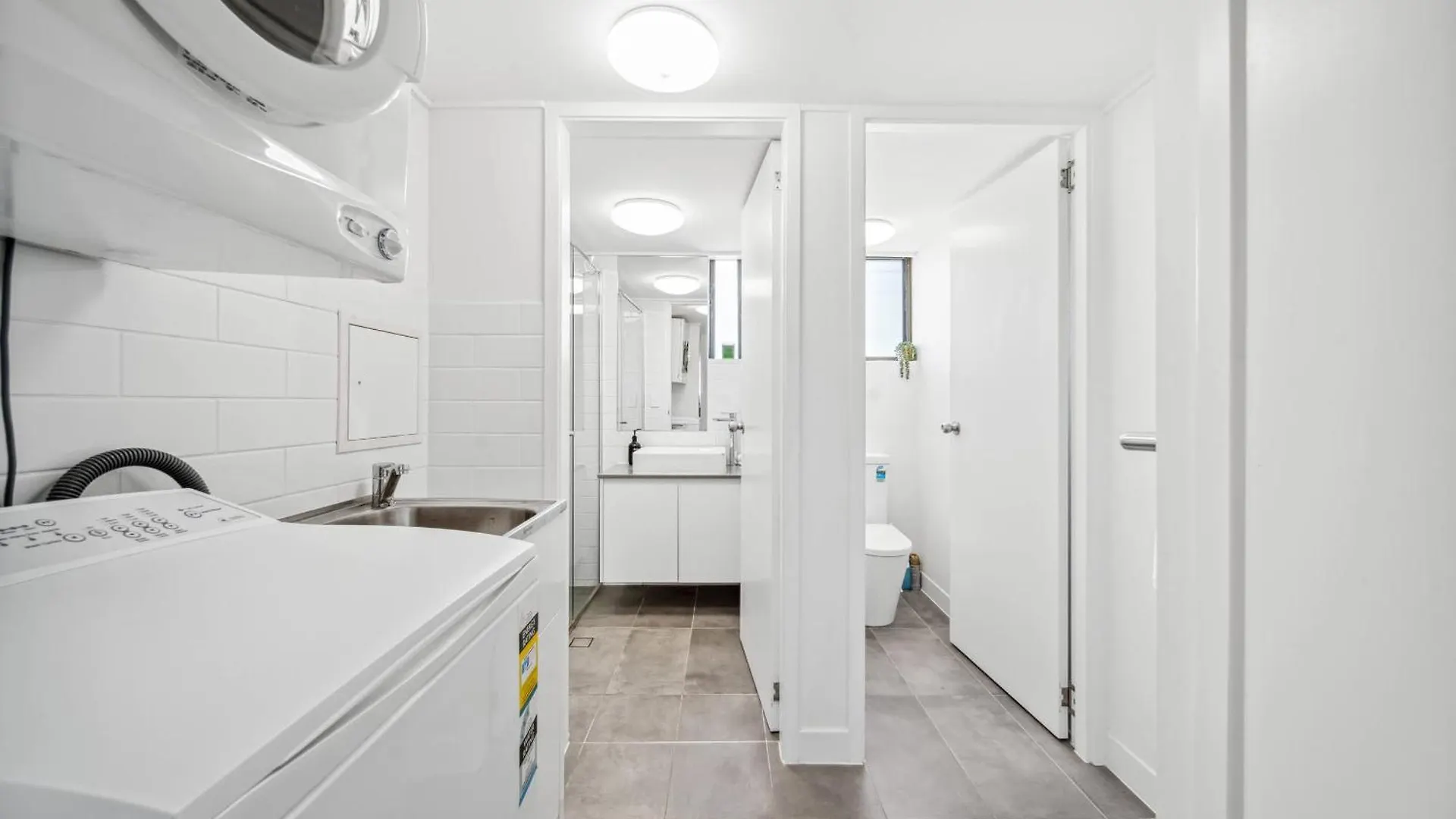 شقة Alexandra Headland Beachfront Unit